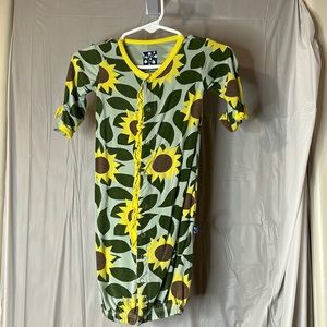 Kickee Pants converter gown in aloe sunflower and lemon colored double knot bay